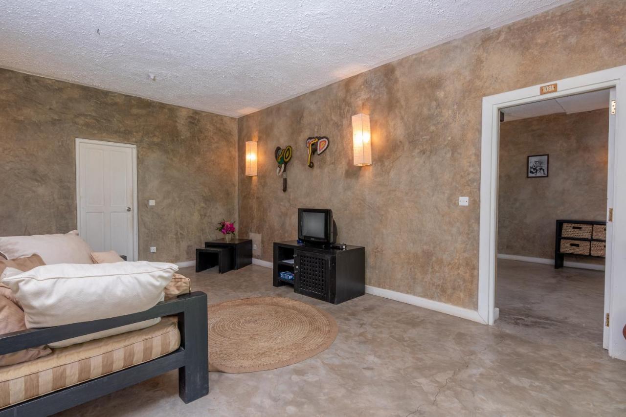 The Lawford Hotell Malindi Exteriör bild