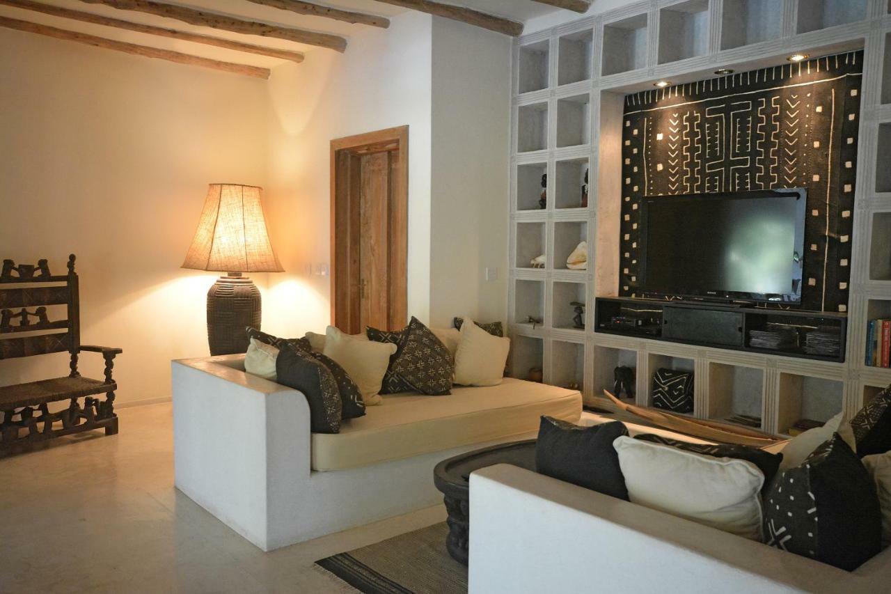 The Lawford Hotell Malindi Exteriör bild