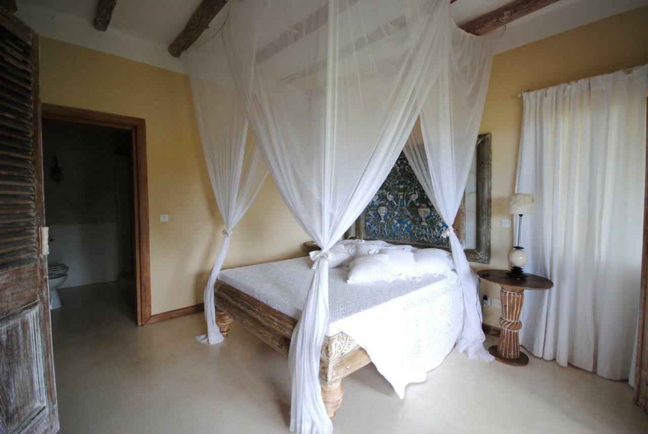 The Lawford Hotell Malindi Exteriör bild